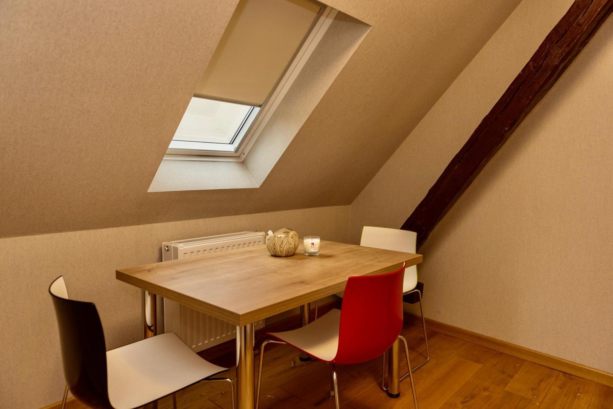 Apartmenthaus Am Dom Mit Parkplatz Цвиккау Экстерьер фото