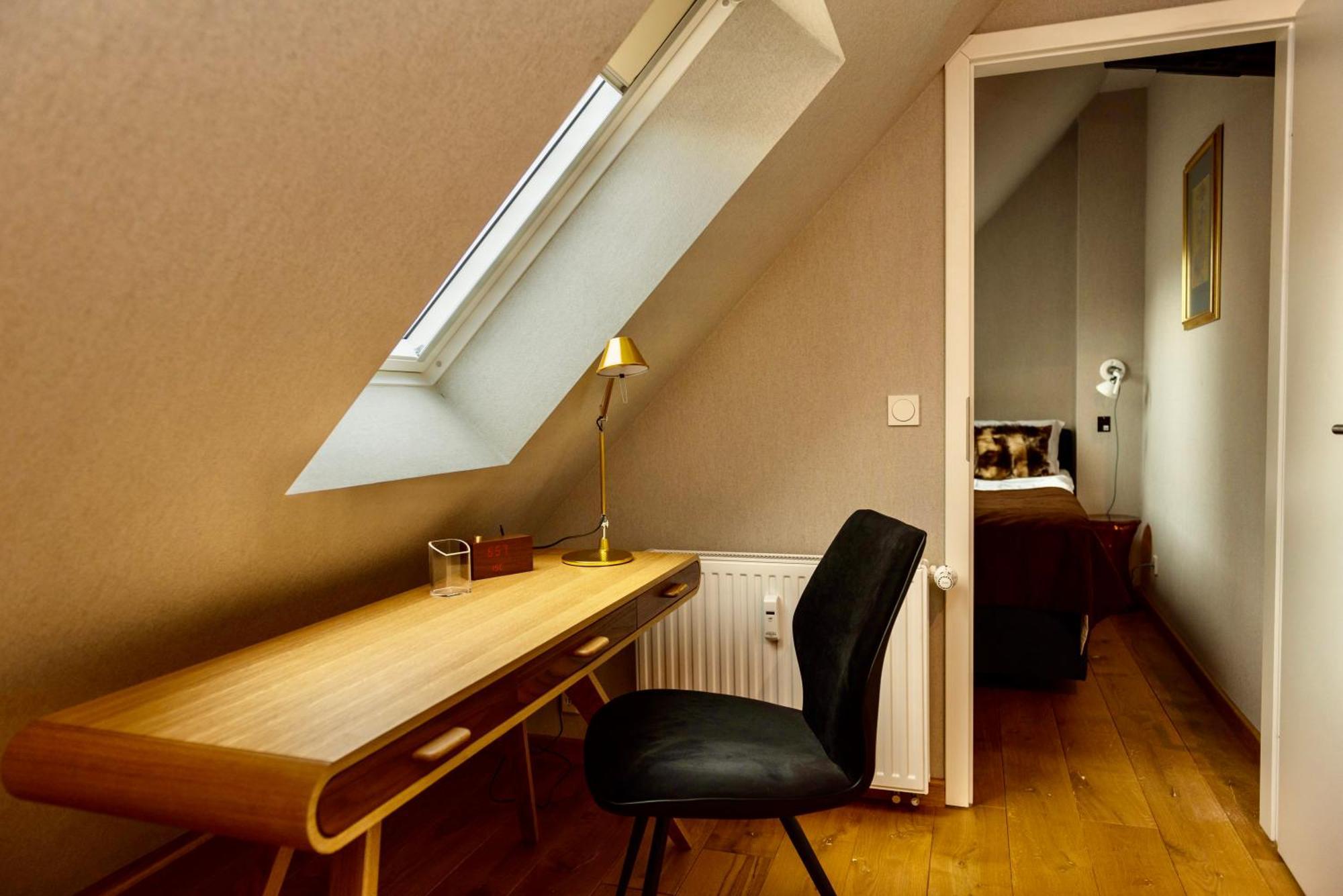 Apartmenthaus Am Dom Mit Parkplatz Цвиккау Экстерьер фото