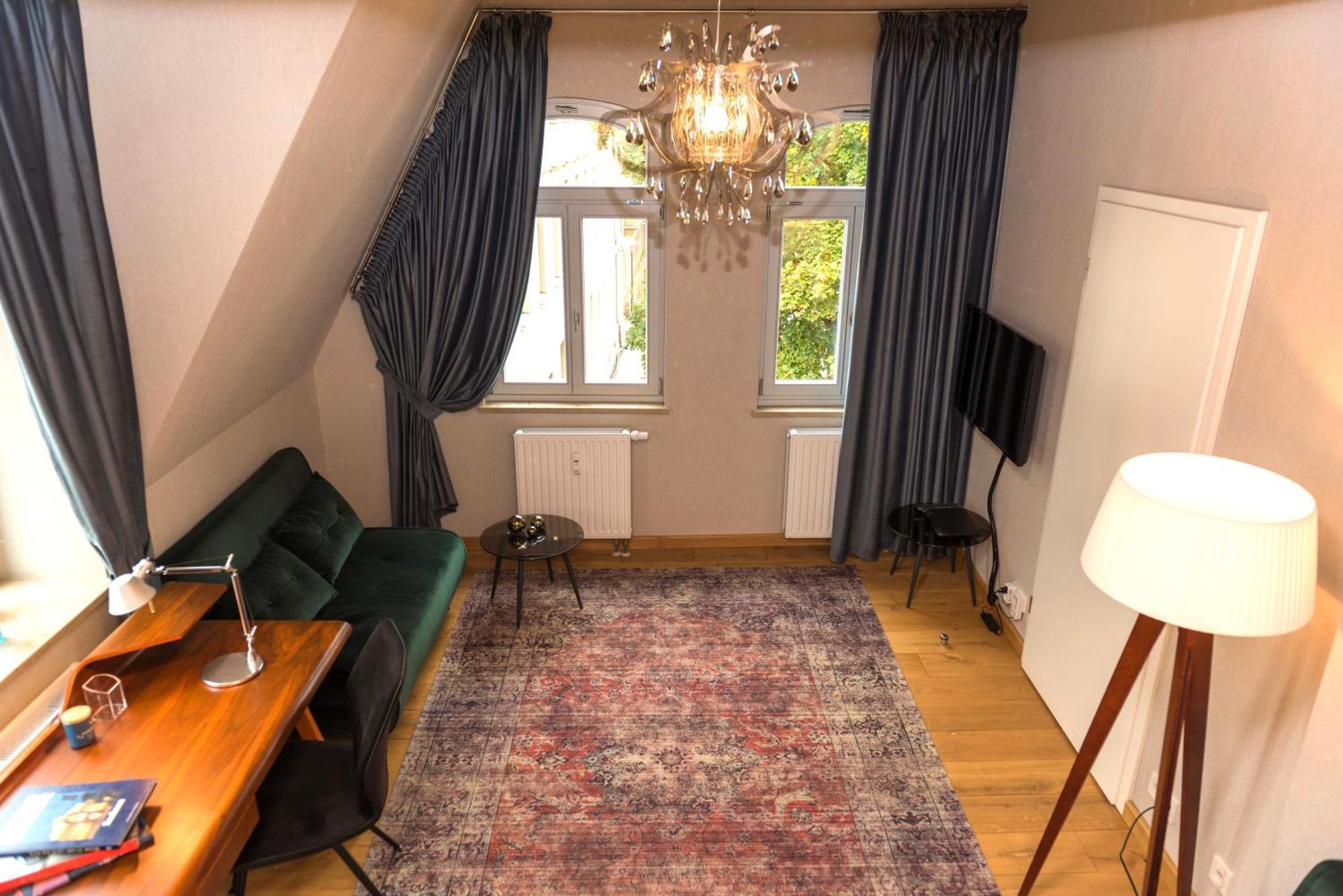 Apartmenthaus Am Dom Mit Parkplatz Цвиккау Экстерьер фото